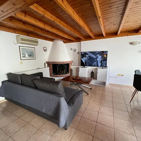 Casa Di Mare Villa Loutraki Exterior photo
